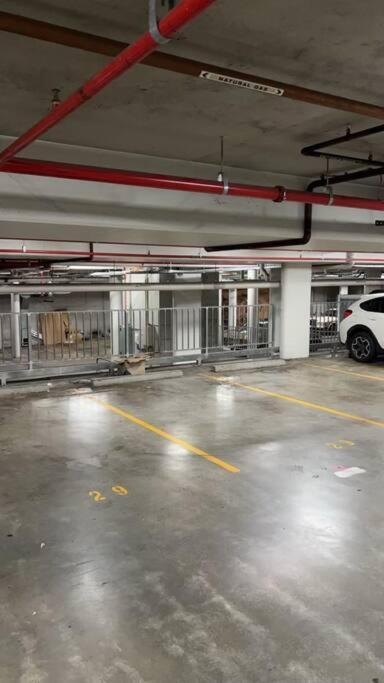 Appartement Qbn Cracker: 2Br, 2Ba, 2 Secure B/ Ment Car Parks à Queanbeyan Extérieur photo