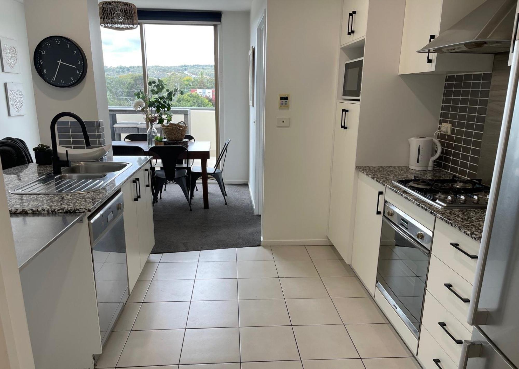 Appartement Qbn Cracker: 2Br, 2Ba, 2 Secure B/ Ment Car Parks à Queanbeyan Extérieur photo